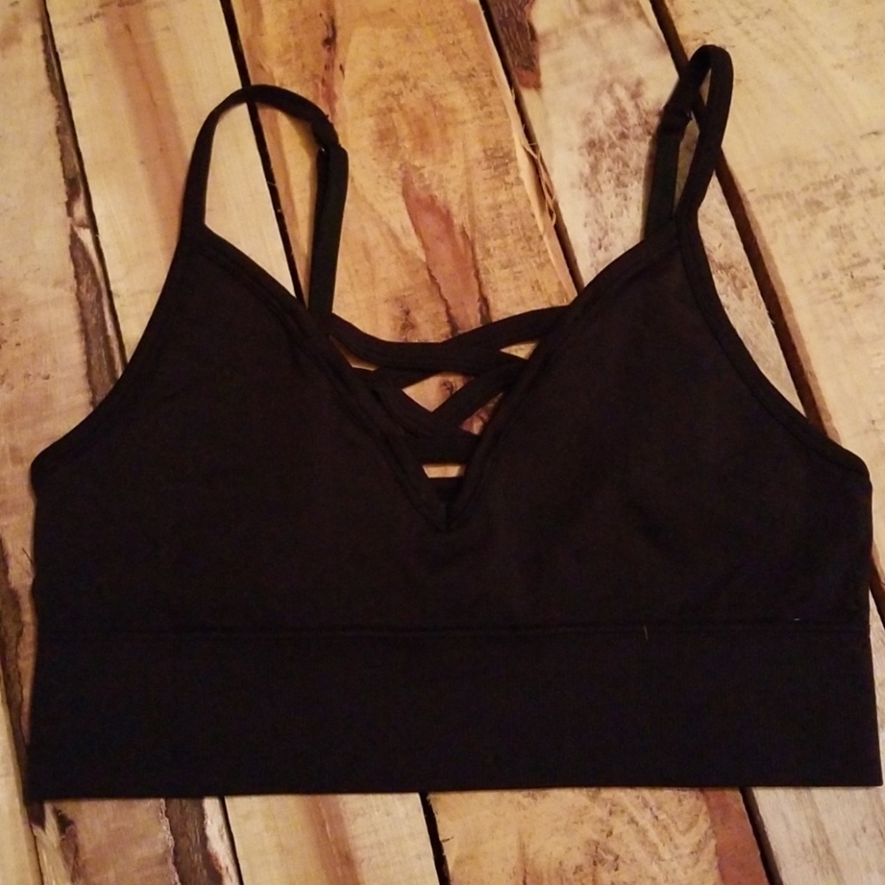💥10 for $30 Front Crisscross Black Sports Bra